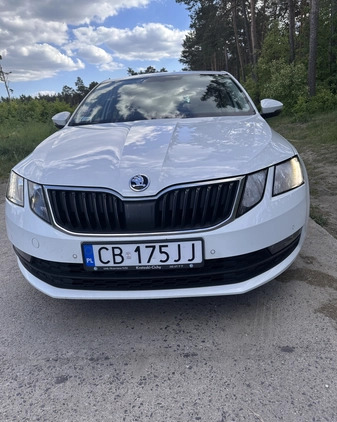 Skoda Octavia cena 39000 przebieg: 240000, rok produkcji 2018 z Bydgoszcz małe 29